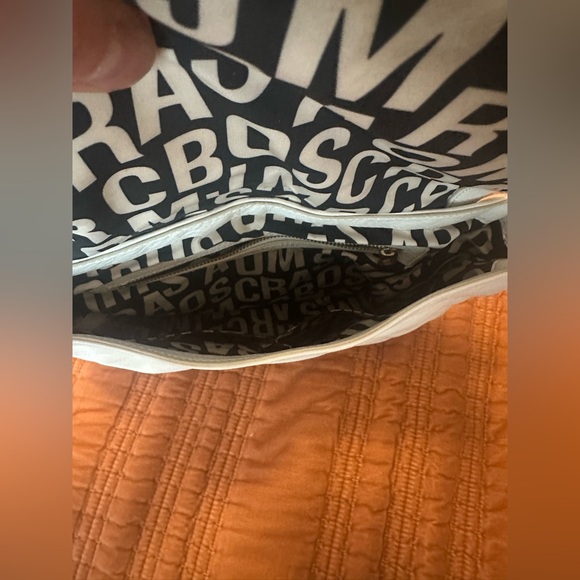 Marc Jacobs purse - Picture 5 of 5